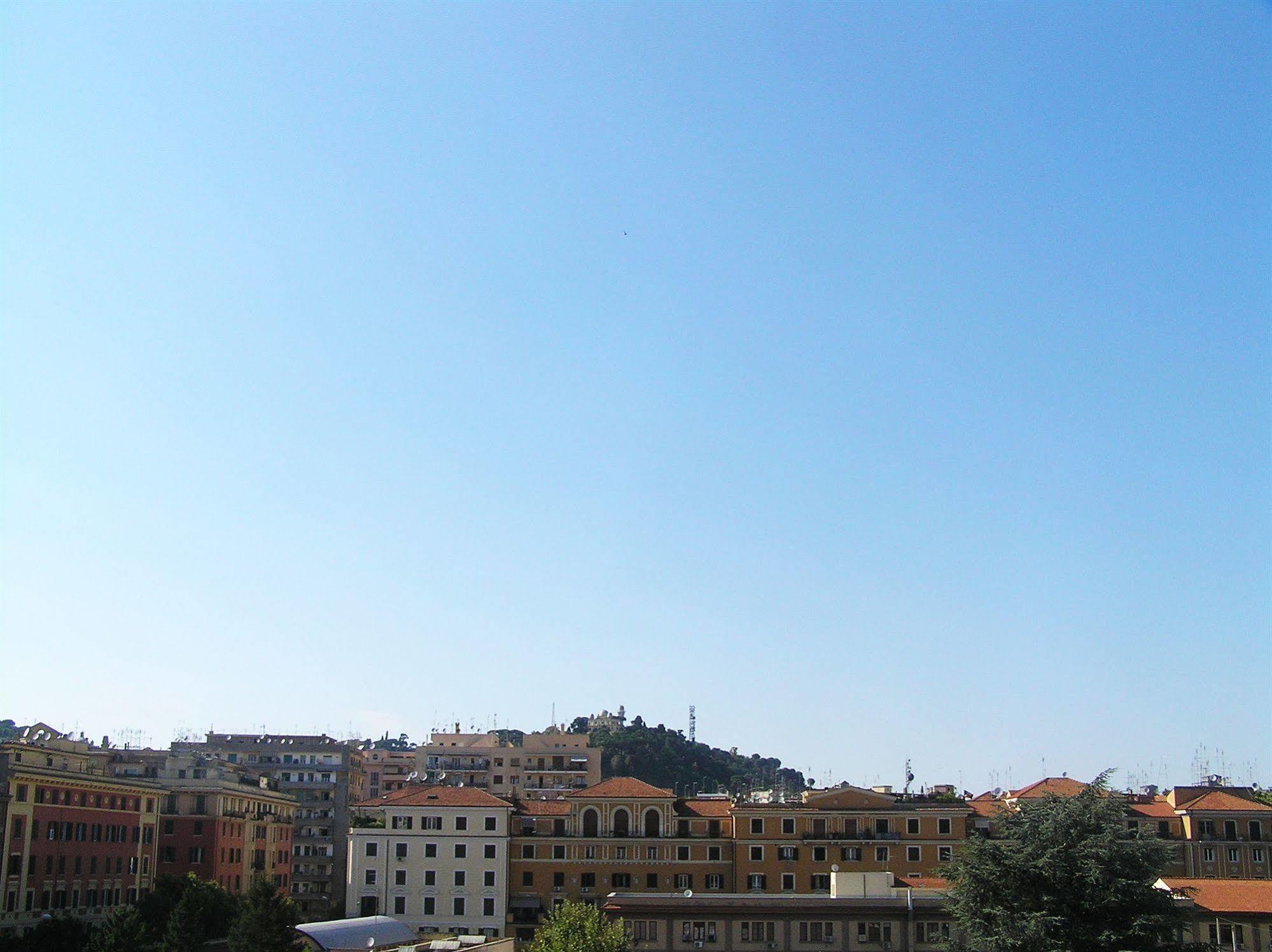 Cielo Vaticano Guest House Рим Екстериор снимка